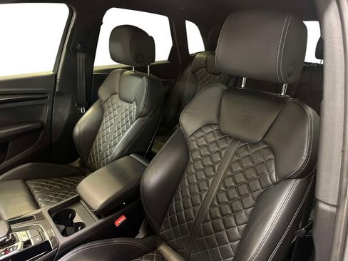 Used 2023 Audi SQ5 Premium Plus w/ Premium Plus Package AWD/4WD image 19