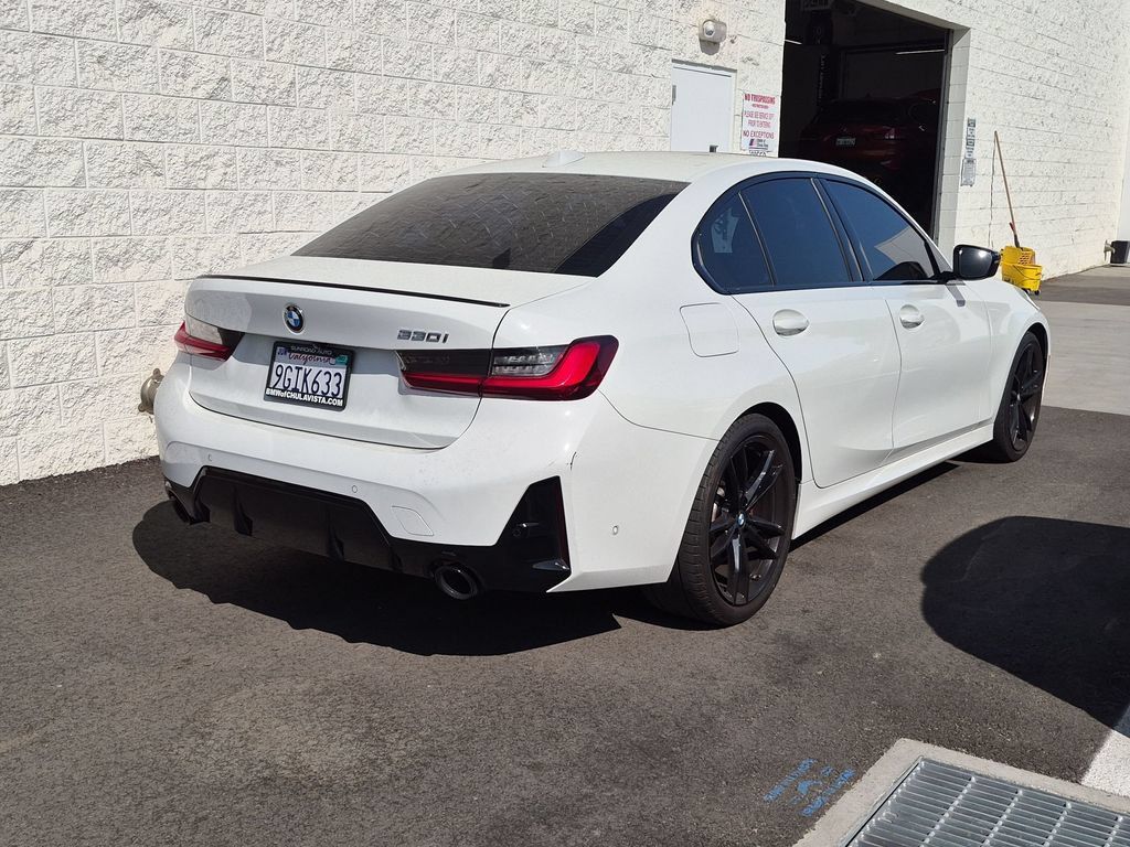 Certified 2023 BMW 330i Sedan w/ M Sport Package RWD image 3