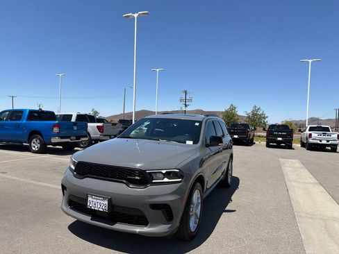 Used 2025 Dodge Durango GT AWD/4WD image 4