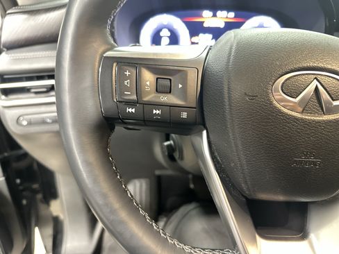 Used 2023 INFINITI QX60 Sensory w/ Vision Package AWD/4WD image 19