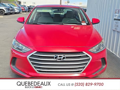 Used 2017 Hyundai Elantra SE image 2