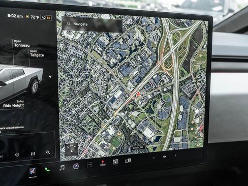 Used 2024 Tesla Cybertruck AWD Crew Cab image 19