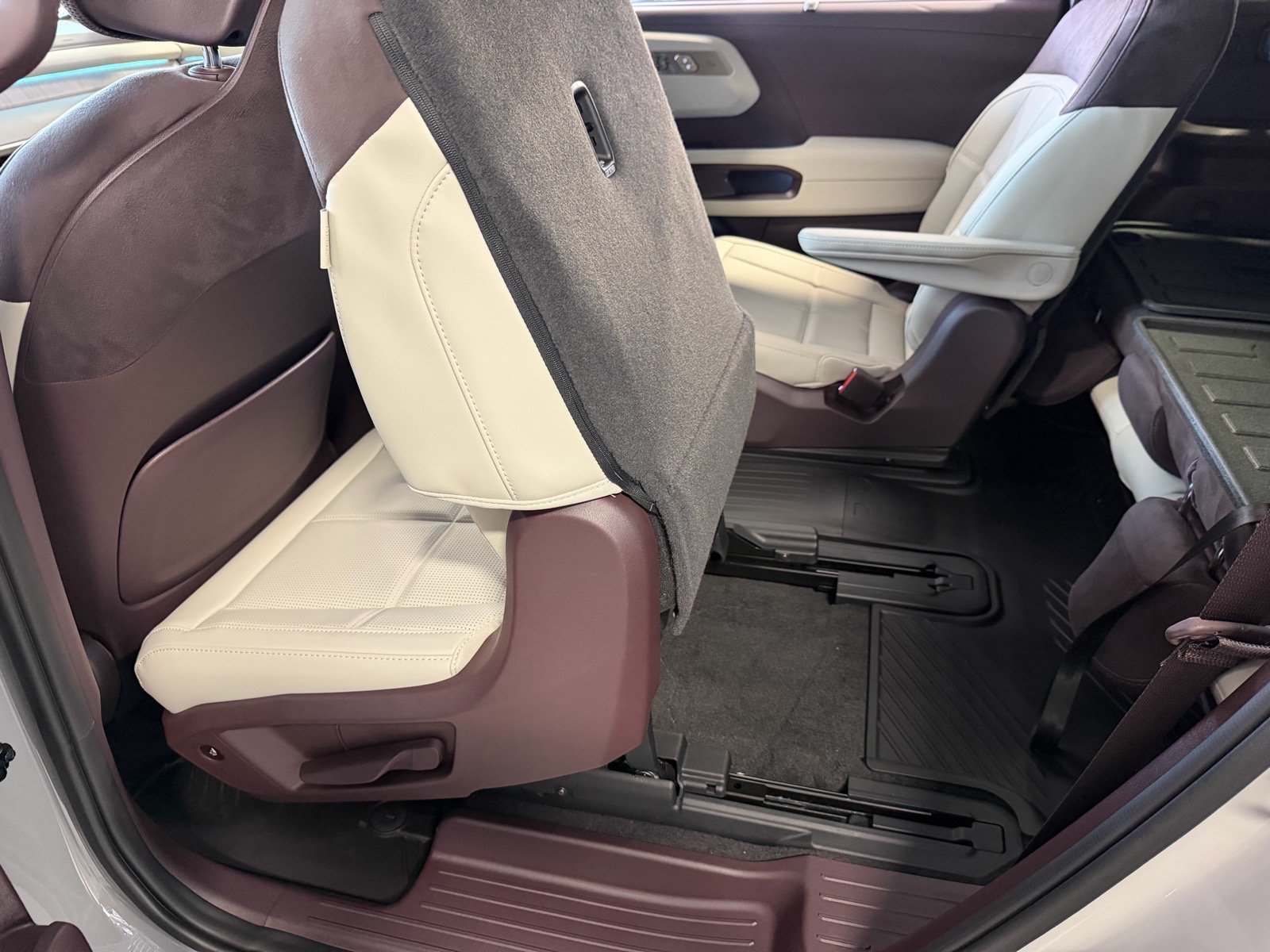 New 2027 Kia Telluride SX Prestige AWD/4WD image 15