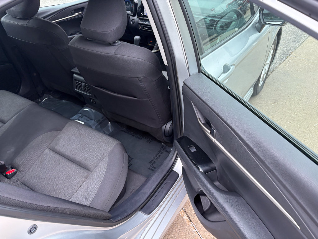 Used 2025 Toyota Camry LE FWD image 16