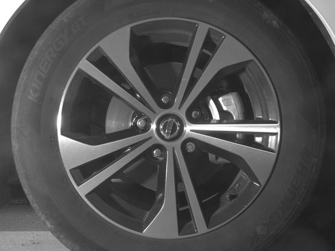 Used 2023 Nissan Sentra SV FWD image 12