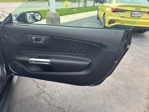 Used 2022 Ford Mustang GT Premium image 61