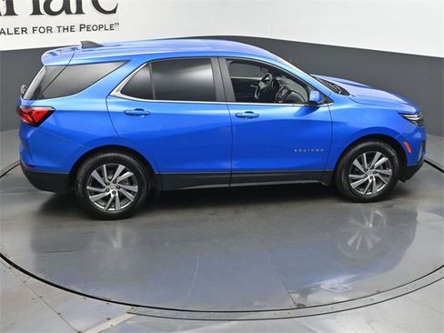 Used 2024 Chevrolet Equinox LT image 38