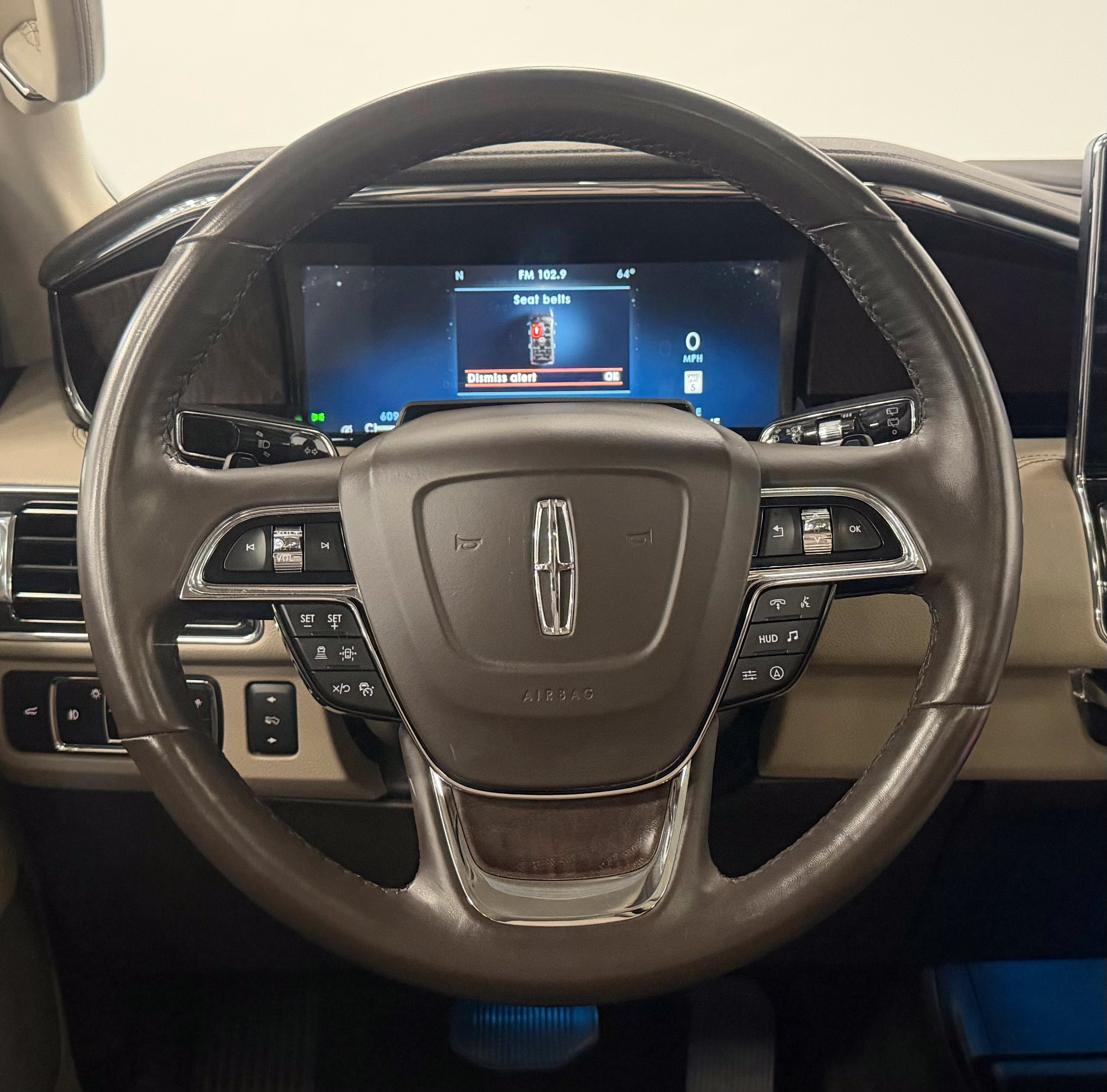 Used 2023 Lincoln Navigator Reserve AWD/4WD image 16