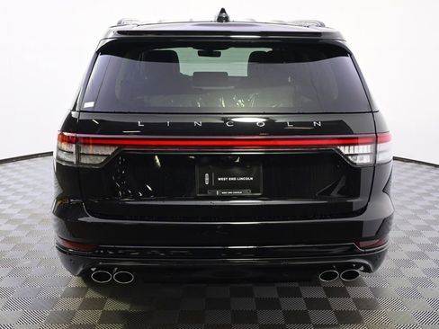 New 2026 Lincoln Aviator AWD w/ Jet Appearance Package image 5