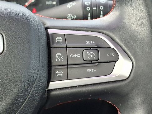 Certified 2022 Jeep Compass Trailhawk w/ Sun and Sound Group AWD/4WD image 25