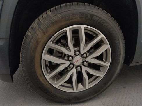 Used 2019 GMC Acadia SLE w/ Driver Alert Package I AWD/4WD image 31