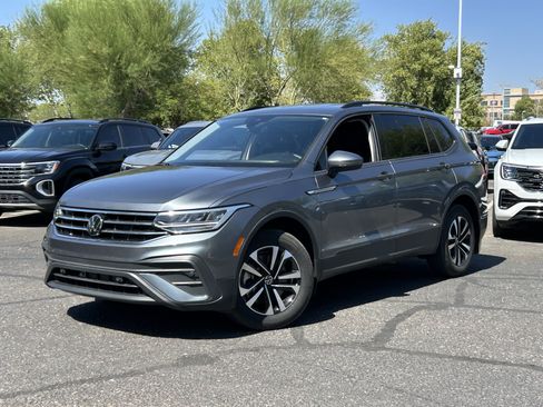 Used 2024 Volkswagen Tiguan S FWD image 31