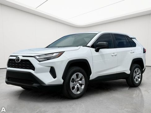 Used 2024 Toyota RAV4 LE FWD image 2