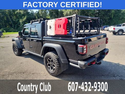 Used 2023 Jeep Gladiator Rubicon w/ LED Lighting Group AWD/4WD image 6