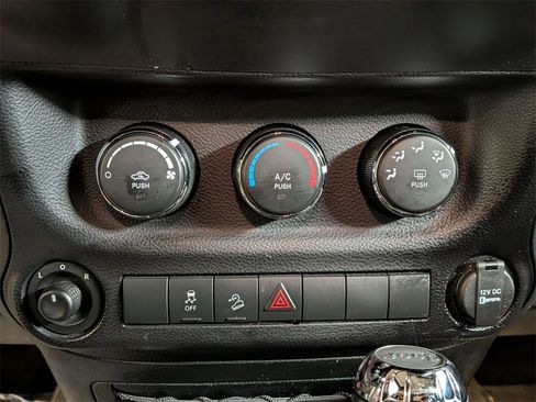 Used 2015 Jeep Wrangler Sport w/ Quick Order Package 24S image 22