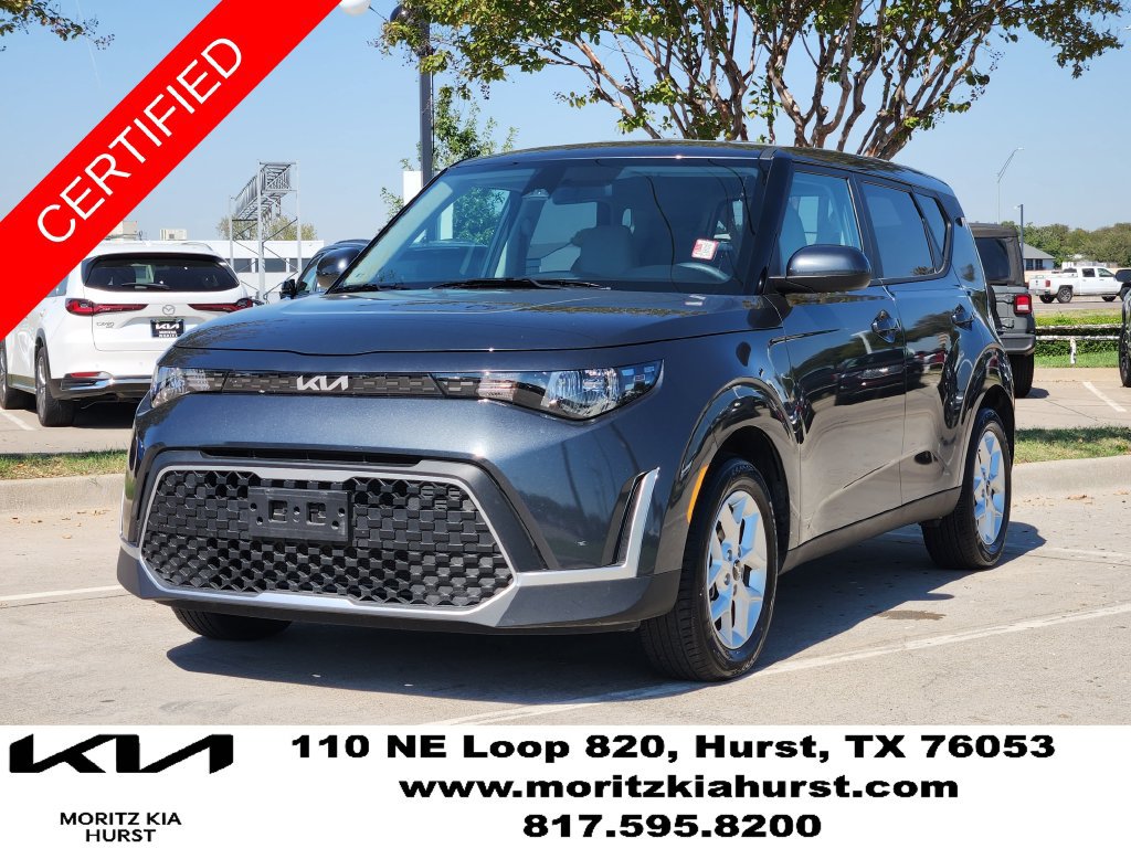 Certified 2025 Kia Soul LX w/ LX Technology Package FWD image 2