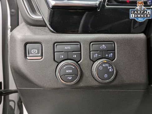 Used 2024 Chevrolet Silverado 1500 LT AWD/4WD image 22