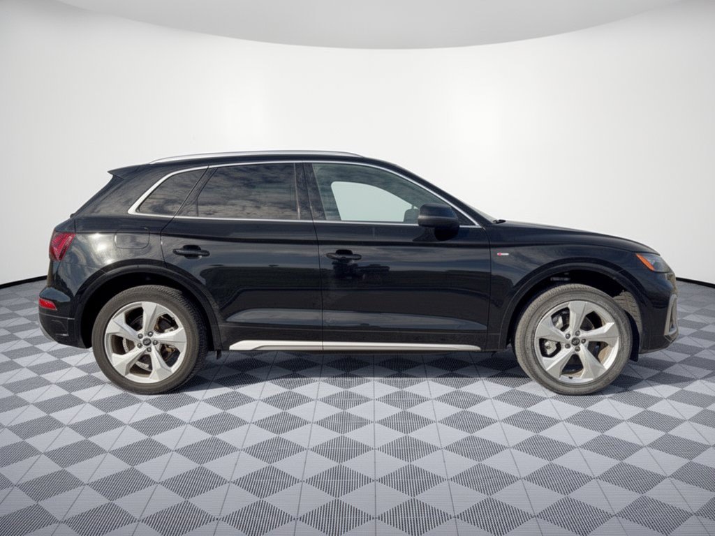 Used 2023 Audi Q5 2.0T Premium Plus w/ Premium Plus Package AWD/4WD image 8