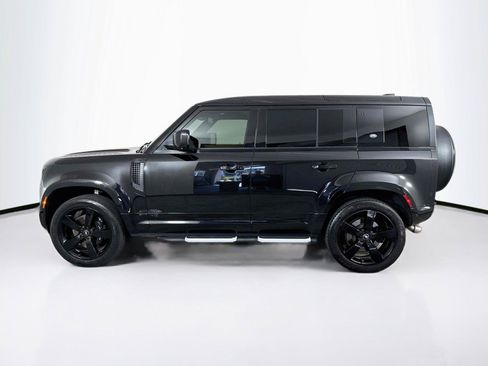 Used 2023 Land Rover Defender 110 V8 AWD/4WD image 2
