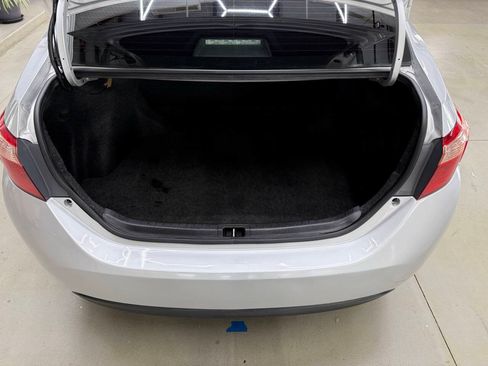 Used 2019 Toyota Corolla LE FWD image 9
