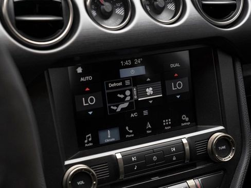 Used 2018 Ford Mustang Shelby GT350R w/ Equipment Group 920A image 24