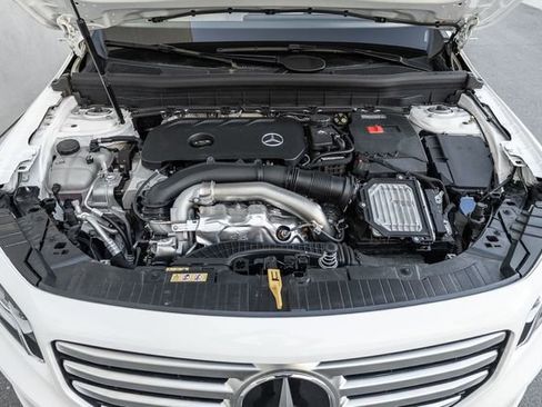 Used 2025 Mercedes-Benz GLB 250 image 15
