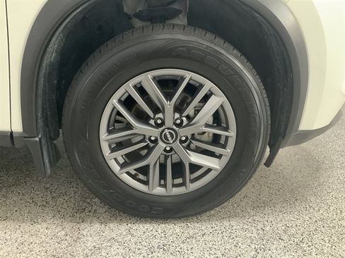 Used 2023 Nissan Rogue S AWD/4WD image 13