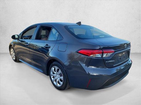Used 2025 Toyota Corolla LE image 7