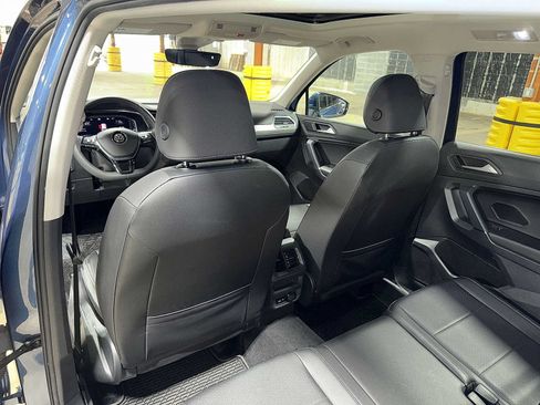 Used 2020 Volkswagen Tiguan SEL AWD/4WD image 29