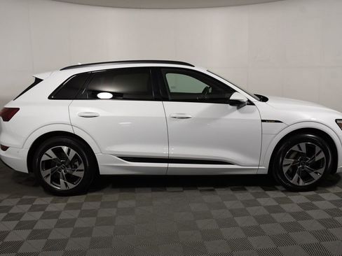 Used 2021 Audi e-tron Premium w/ Convenience Plus Package AWD/4WD image 4