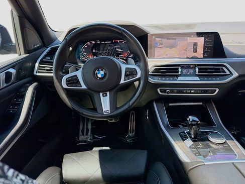 Used 2023 BMW X5 M50i w/ Climate Comfort Package AWD/4WD image 22