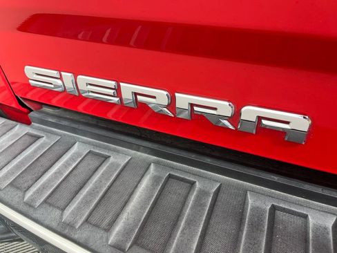 Used 2018 GMC Sierra 1500 SLT w/ SLT Premium Package AWD/4WD image 25