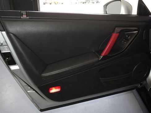 Used 2012 Nissan GT-R Black Edition image 25