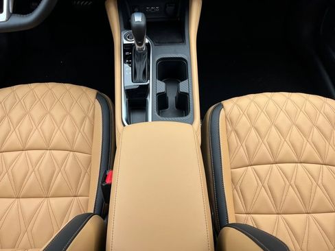 New 2025 Nissan Sentra SV w/ SV Premium Package image 31