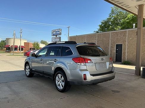 Used 2016 Toyota Camry SE image 31