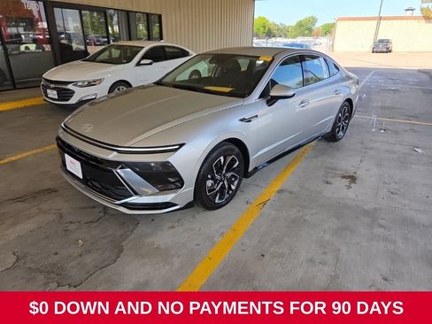 Used 2025 Hyundai Sonata SEL FWD image 1