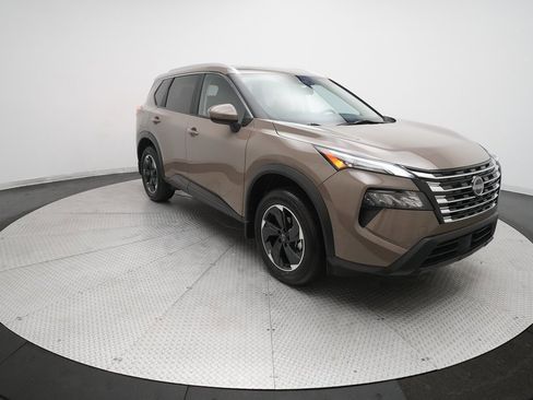 Certified 2024 Nissan Rogue SV w/ SV Premium Package image 13