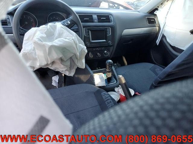 Used 2017 Volkswagen Jetta S w/ Jetta S Cold Weather Package FWD image 8