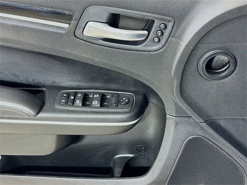 Used 2023 Chrysler 300 S w/ Comfort Group image 16