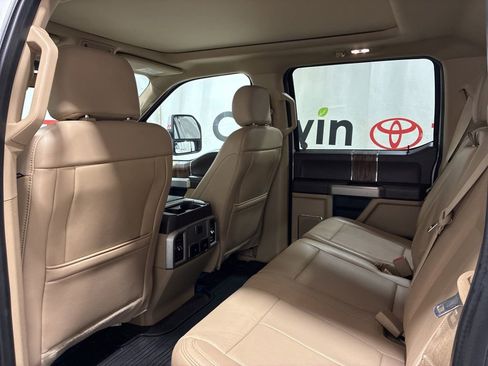 Used 2020 Ford F150 Lariat AWD/4WD image 16