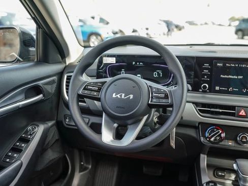 New 2026 Kia Seltos LX image 18