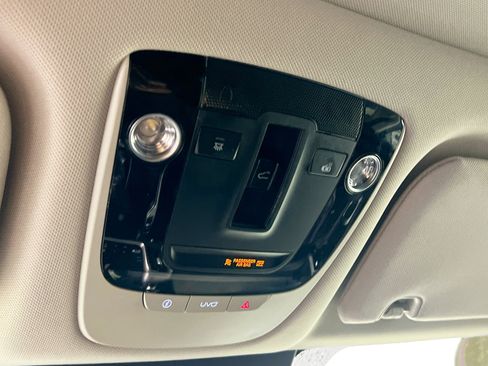 Used 2021 Kia Sorento S w/ Panoramic Sunroof Package FWD image 20