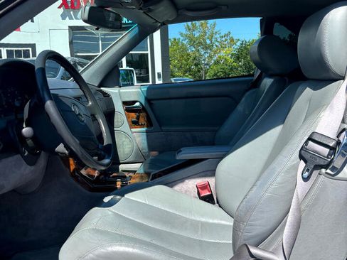 Used 1992 Mercedes-Benz 500 SL image 4