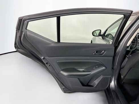 Used 2025 Nissan Altima 2.5 SV image 24