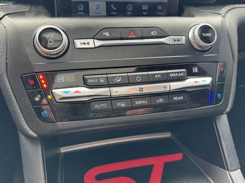 Used 2020 Ford Explorer ST w/ ST Street Pack image 19