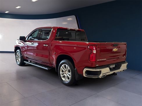 Used 2025 Chevrolet Silverado 1500 LTZ w/ LTZ Premium Package image 5