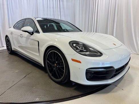 Certified 2023 Porsche Panamera 4 Platinum Edition AWD/4WD image 48