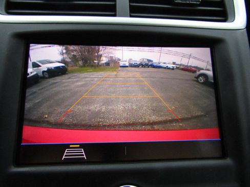 Used 2020 Chevrolet Sonic LT FWD image 12