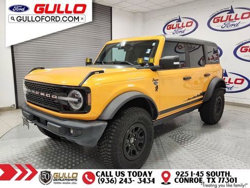 Used 2022 Ford Bronco Wildtrak image 3