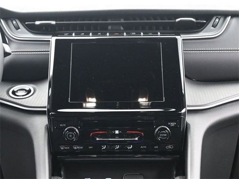 Used 2024 Jeep Grand Cherokee Laredo image 26